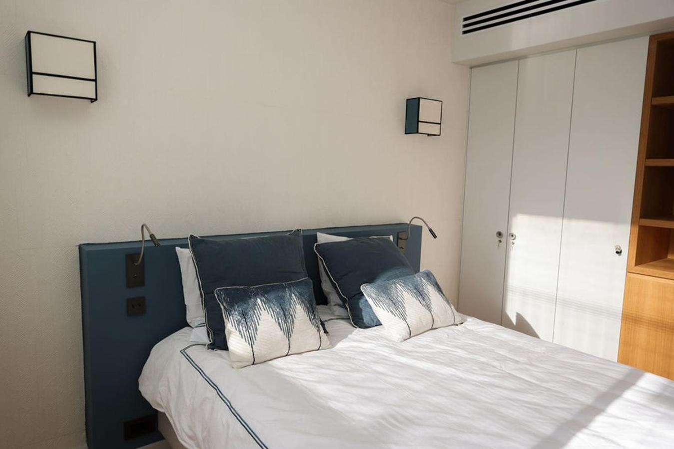 Apartment Luxury Penthouse - 4 Bdr - Heart Of - 50m From The *