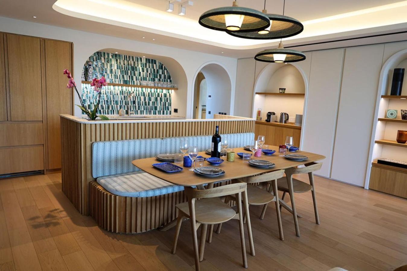 Luxury Penthouse - 4 Bdr - Heart Of - 50m From The
